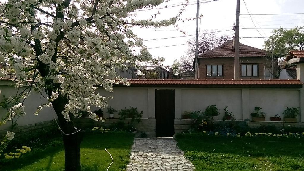 Bobekova Kashta Hotel Panagyurishte Exterior photo